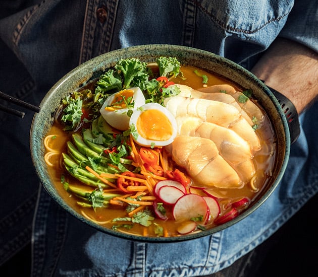 Norwegian cod with ramen, vegtables and egg