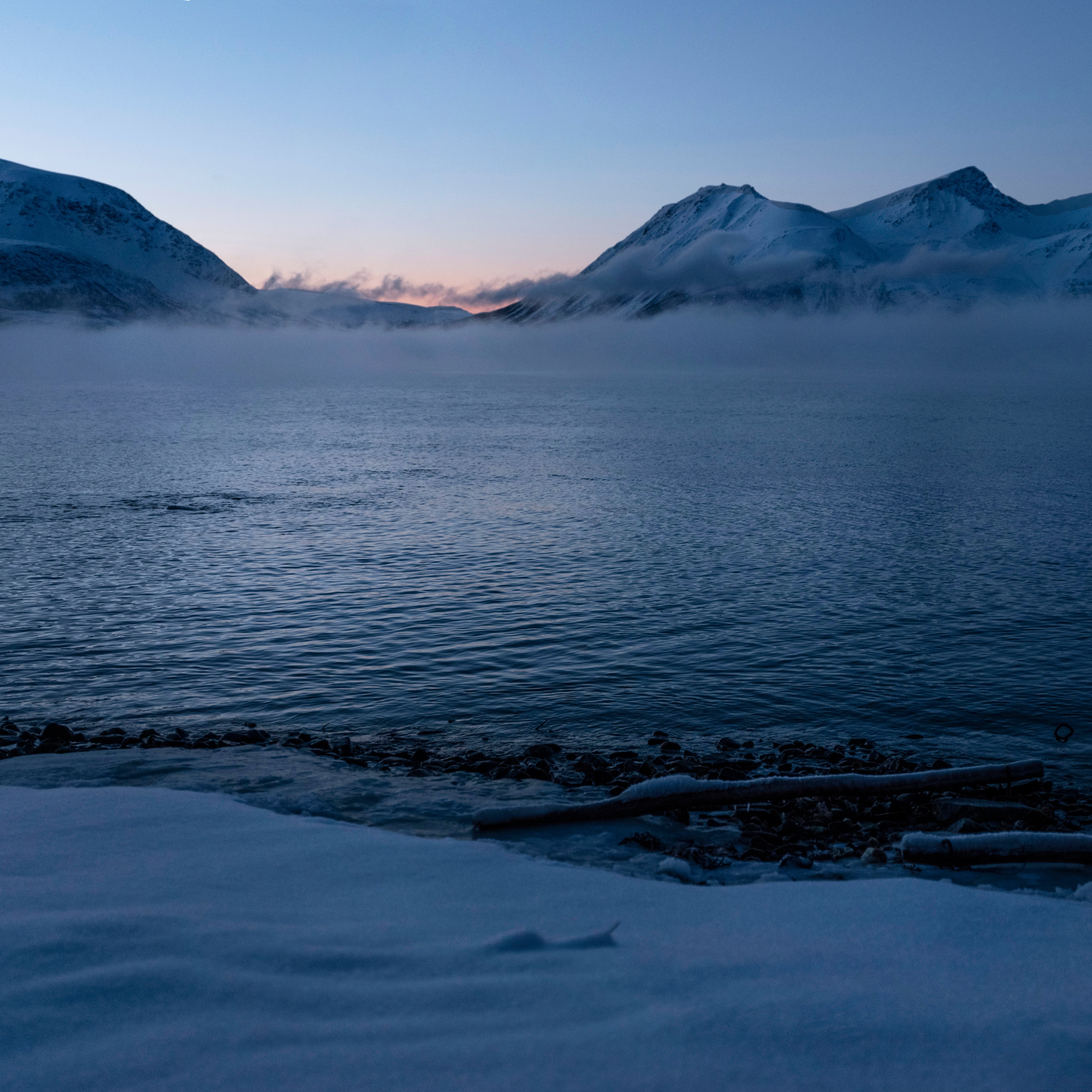 Nothern lights over mountain